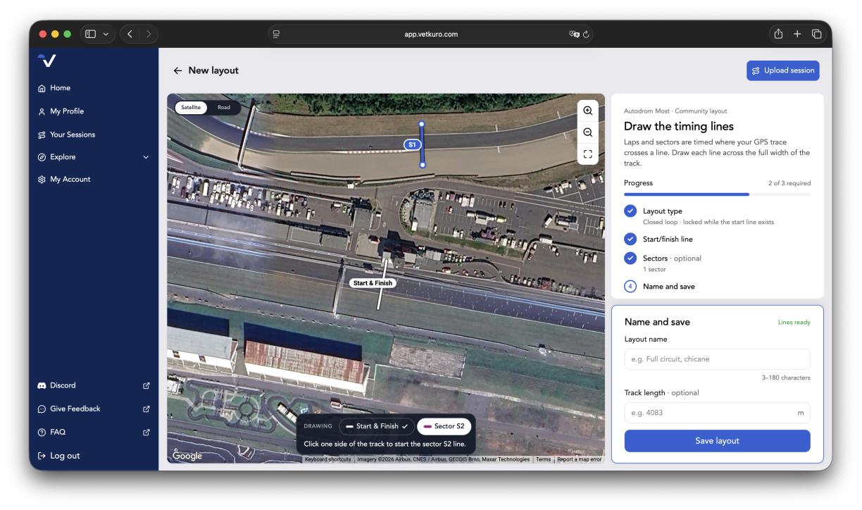 The layout editor: a satellite map with the start/finish line drawn, the drawing bar along the bottom and the panel of lines on the right.